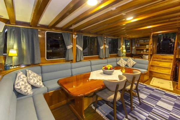 Saloon